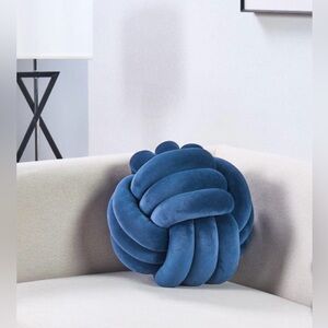 DREAM ON 11” KNOT PILLOW - NAVY